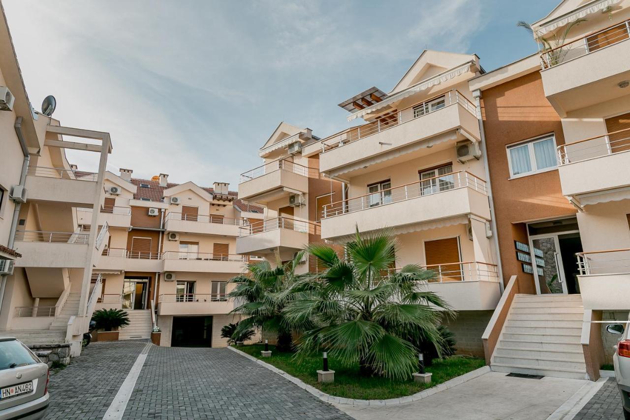 Apartments Rivijera ヘルツェグ・ノヴィ エクステリア 写真