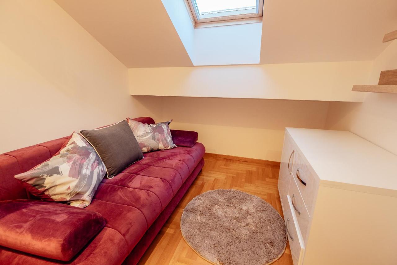 Apartments Rivijera ヘルツェグ・ノヴィ エクステリア 写真