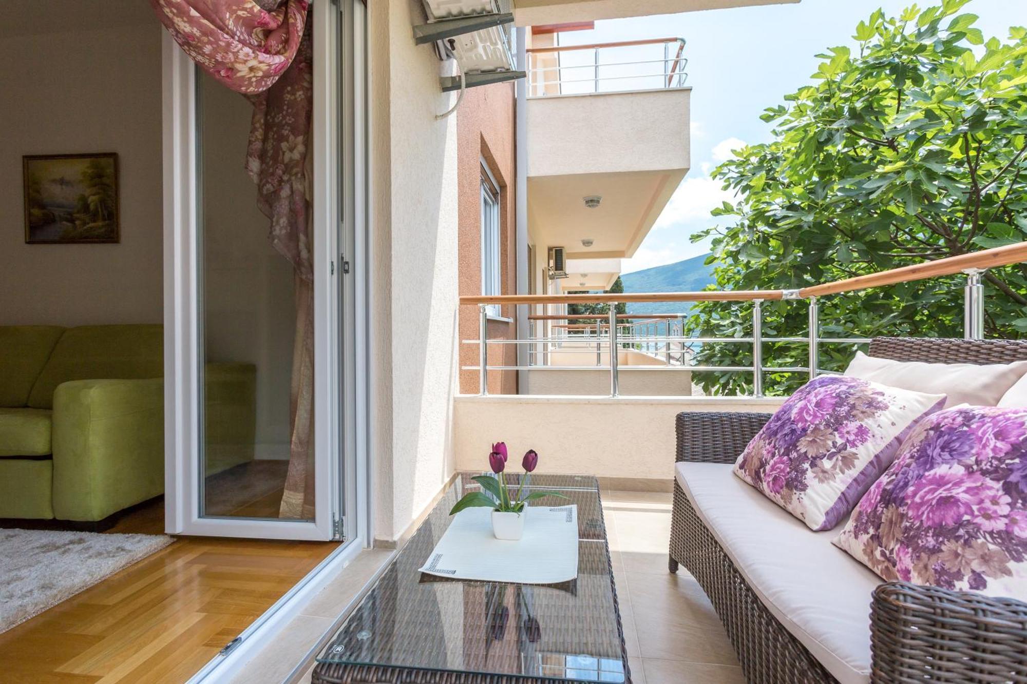 Apartments Rivijera ヘルツェグ・ノヴィ エクステリア 写真