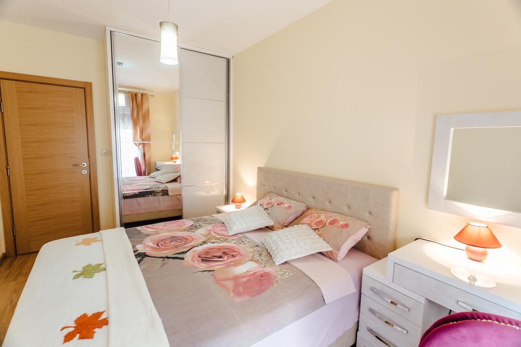 Apartments Rivijera ヘルツェグ・ノヴィ エクステリア 写真