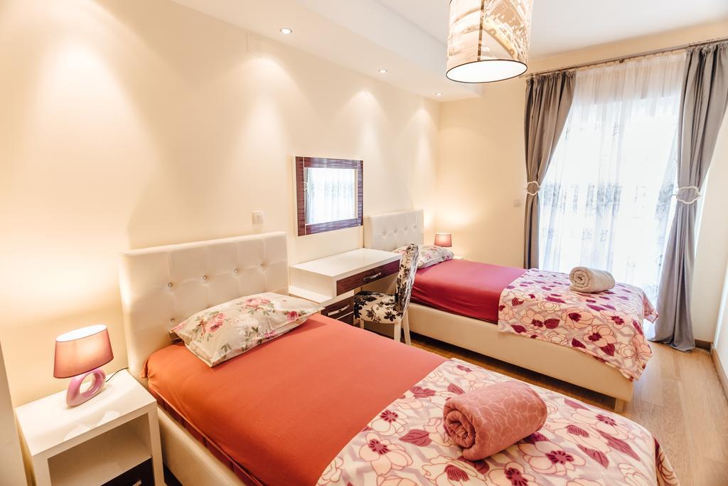 Apartments Rivijera ヘルツェグ・ノヴィ エクステリア 写真