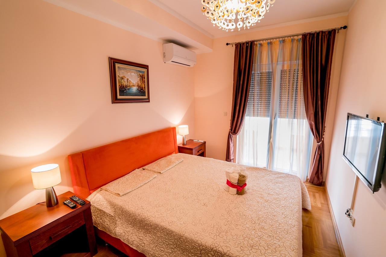 Apartments Rivijera ヘルツェグ・ノヴィ エクステリア 写真