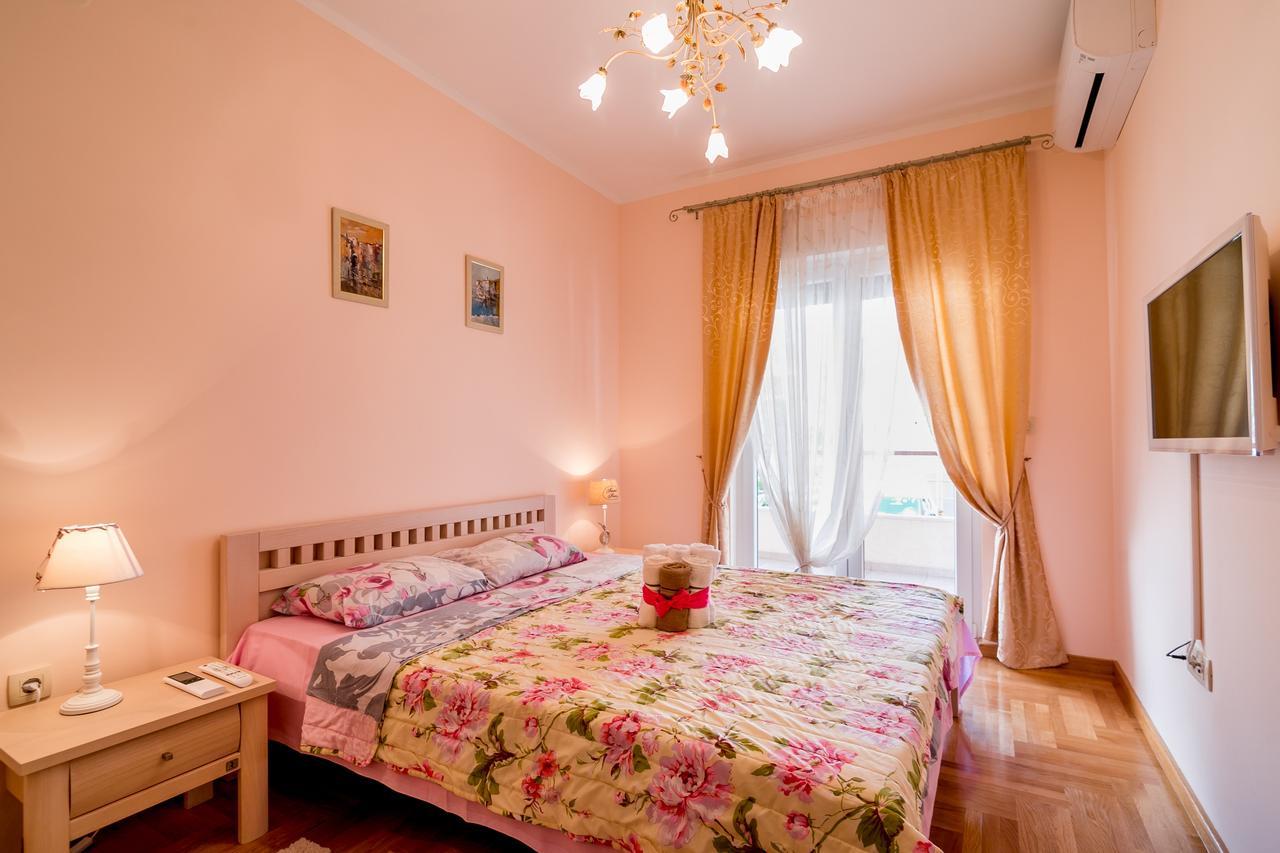 Apartments Rivijera ヘルツェグ・ノヴィ エクステリア 写真